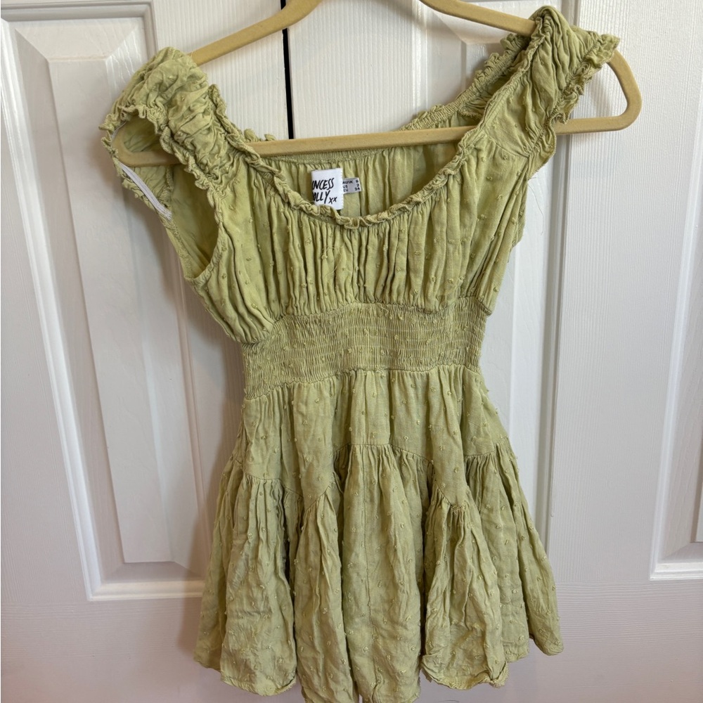 Princess Polly- green romper - size 2